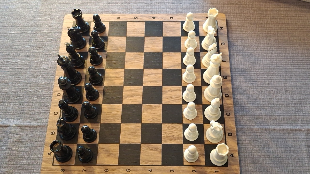 Plastic chess set